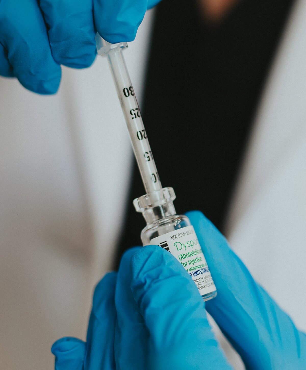 Syringe being filled with Dysport