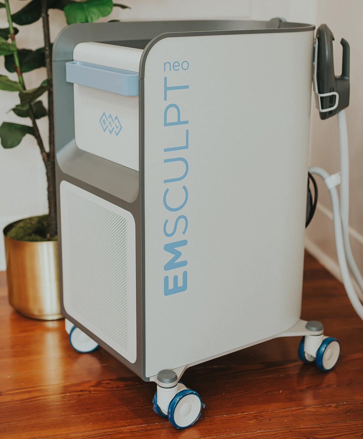 emsculpt neo machine